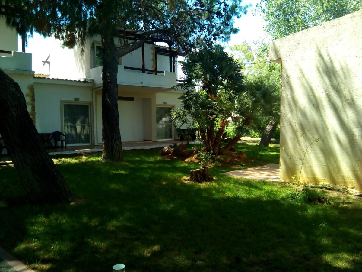 Hotel Marzi Beach And Bungalows Kokkónion Exteriér fotografie