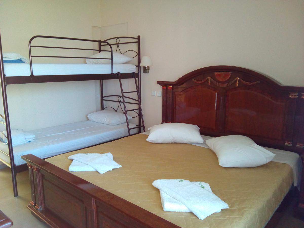 Hotel Marzi Beach And Bungalows Kokkónion Pokoj fotografie