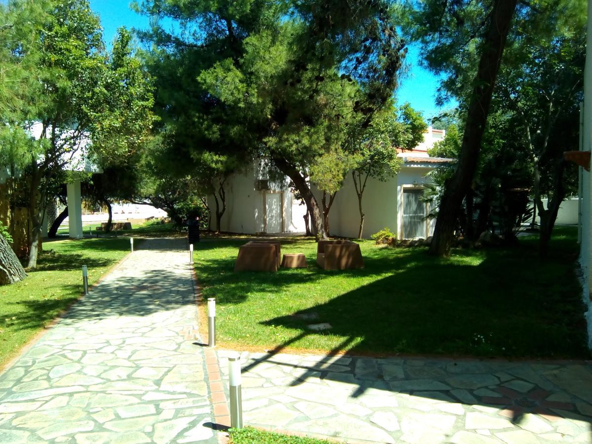Hotel Marzi Beach And Bungalows Kokkónion Exteriér fotografie